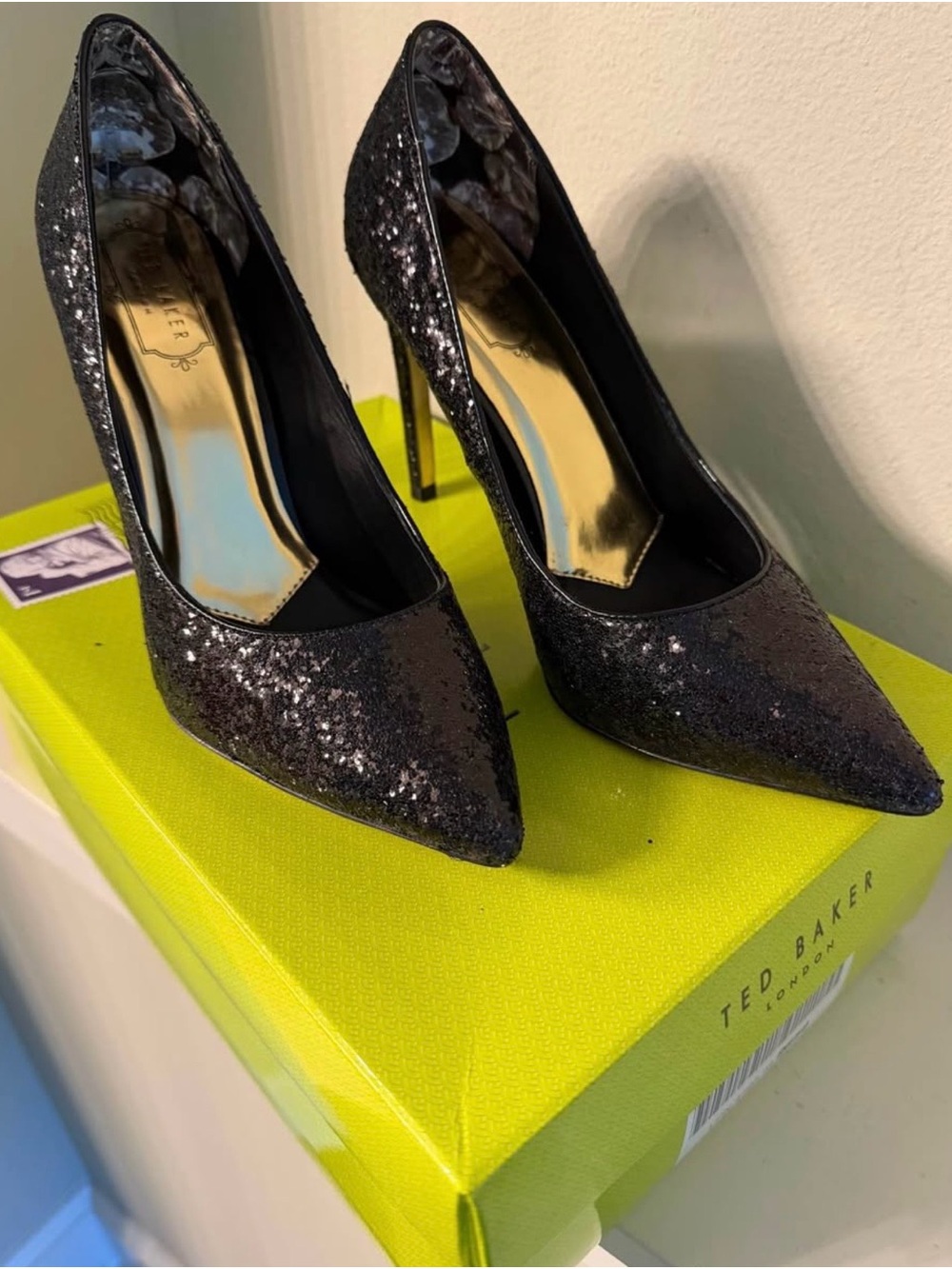 Ted Baker London Black Glitter Pointed-Toe Stiletto Heels size 8